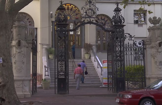 hospital-español-centro-covid-fachada.jpg