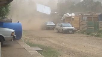 vientos de 94 km por hora azotaron artigas y dejaron varias viviendas sin techos