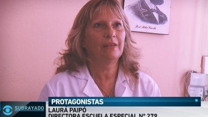 la vuelta a clases es especial para laura: es la primera directora ciega de nuestro pais
