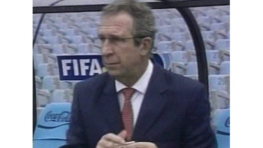 Pelusso se presentó ante los jugadores del Olimpia de Paraguay