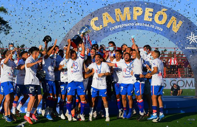 nacional-campeon-copa-uruguaya-2020.jpg
