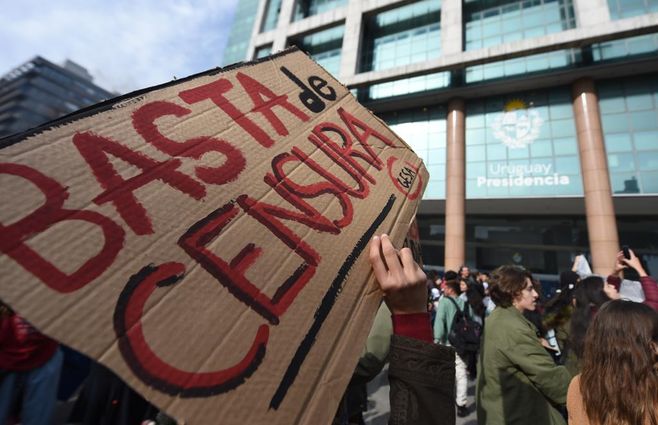 marcha educación dante fernandez foco uy (17).jpeg