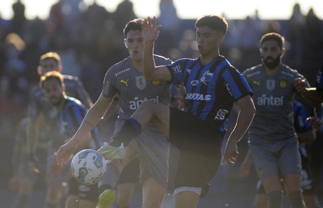 peñarol liverpool dante fernandez foco uy tanda 3 clausura 2022 (19).jpeg