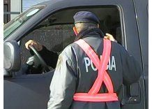 Policías de tránsito a prisión por pedir coima a una conductora