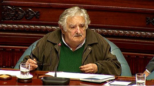 mujica senado