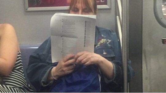 señora lee facebook en papel