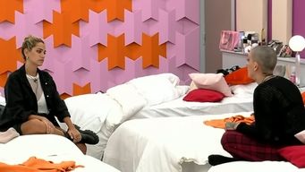 la charla entre las dos rivales principales de la casa de gran hermano: yo vine a jugar sola