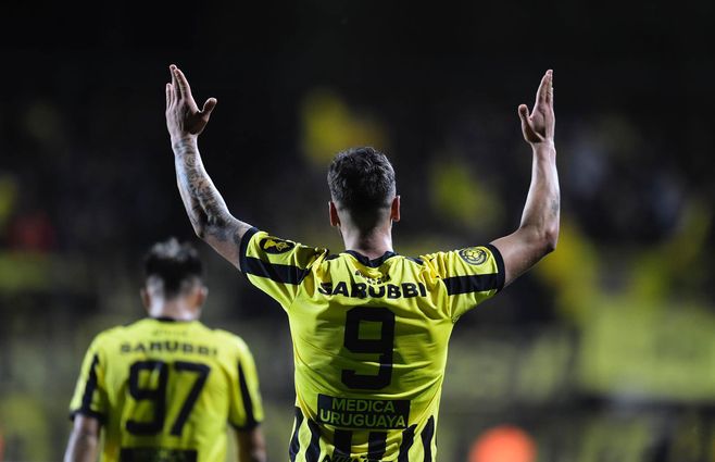 Batista hizo 3 y se llevó la pelota. Foto: FocoUy