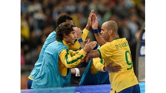 Brasil le ganó 2-0 en superclásico a Argentina en Pekín
