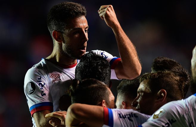 Leandro Barcia festejo gol Nacional Santos