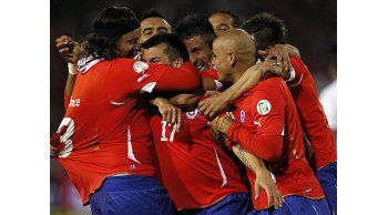 Chile toma aire y golea a Perú en un intenso encuentro