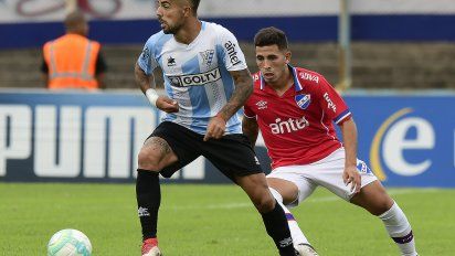 nacional y cerro empataron 2 a 2 en el troccoli por el intermedio