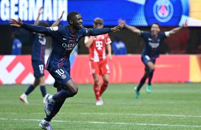 Dembelé anota el gol definitivo para el PSG. Foto: AFP