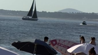 una mujer se ahogo y otra debio ser rescatada en solanas; hubo 50 rescates en 48 horas en maldonado