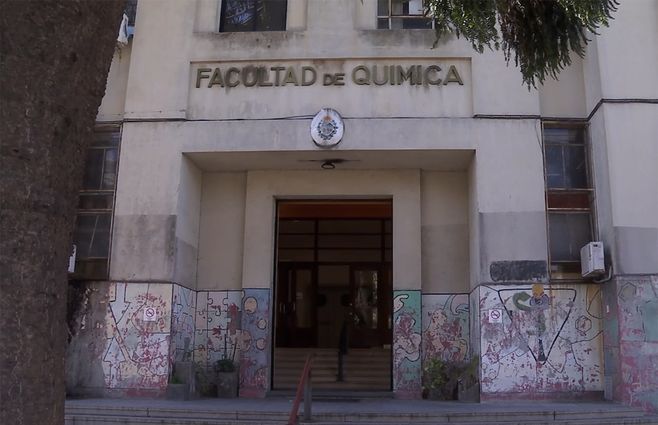 facultad-de-quimica-fachada-alumnos.jpg