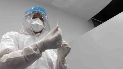 cinco nuevos fallecidos y 610 casos nuevos de coronavirus; hay 49 pacientes en cti