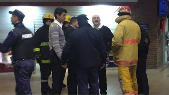 bomberos, tres cruces, bomba