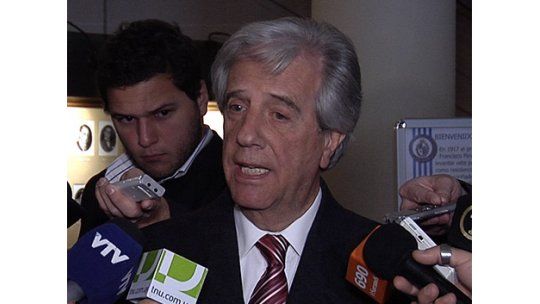 Vázquez en contra del paro anunciado por el PIT-CNT