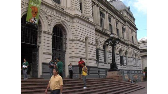 Gobierno aceptó otorgar más recursos a la Universidad