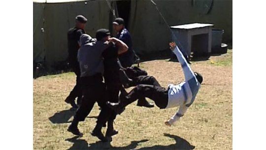 Mirá cómo se entrena la policía uruguaya con técnicas de Israel