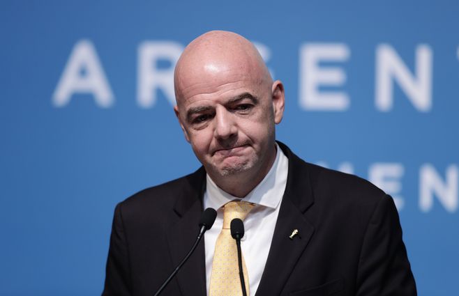 Infantino-en-G20-AFP.jpg