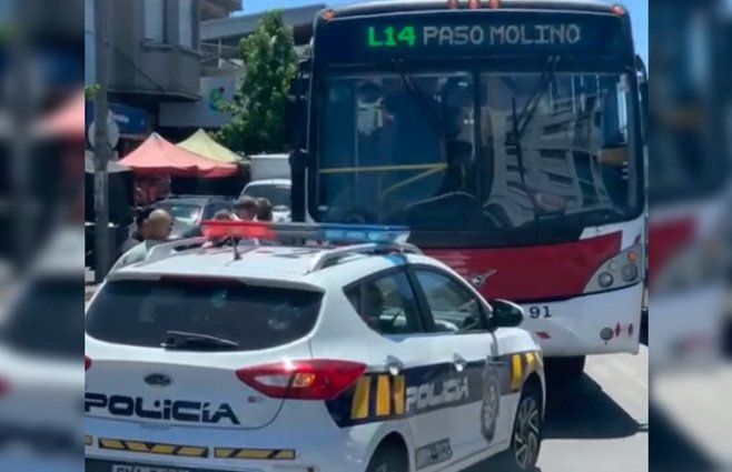 El conductor, de 56 años, fue atendido en el lugar y luego trasladado en amublancia al BSE. Ya recibió el alta.