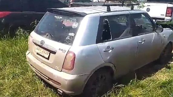Apareció en Salto el auto de Pablo Laurta, autor del doble femicidio de su expareja y exsuegra y crimen del remisero Apareció en Salto el auto de Pablo Laurta, autor del doble femicidio de su expareja y exsuegra y crimen del remisero