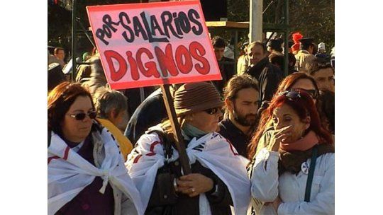Desde las 14.00 gremios de la educación cortan la Ruta 5 vieja