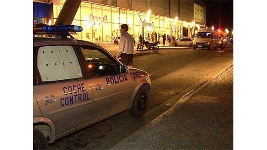 Dos jóvenes a prisión por tentativa de homicidio en shopping