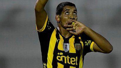 aurinegros y franjeados: uno quiere despegarse, el otro quiere arrimar