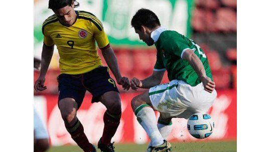 Colombia le ganó 2 a 0 a Bolivia y clasifica primero en su grupo