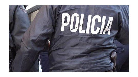 policia esposas