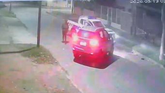 persecucion, choque contra un patrullero y disparos en perez castellanos: delincuente conducia una camioneta rapinada