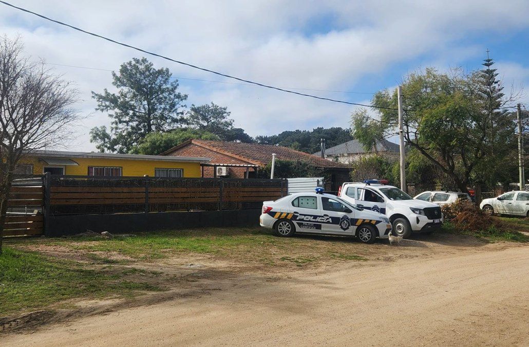 Foto: Eduardo Castro, Subrayado. Vivienda de la víctima, en El Pinar.