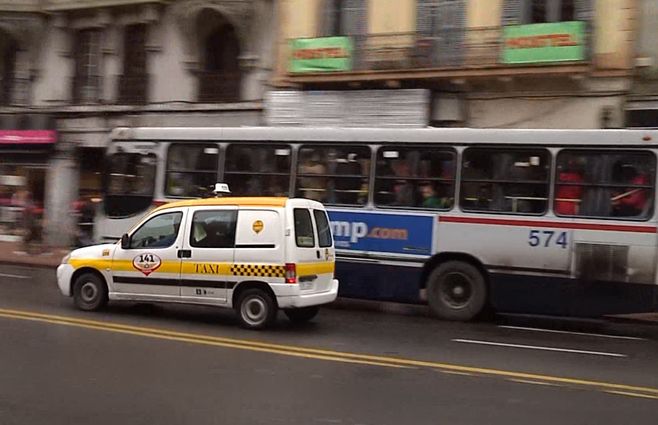 taxi-omnibus-transporte-paro-cutcsa-montevideo.jpg