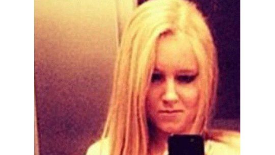 Dos jóvenes tenían sexo en el balcón y cayeron al vacío