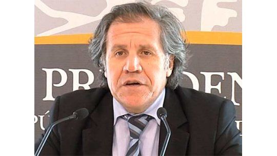 Almagro al Parlamento por viaje de Mujica a Venezuela