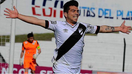 Nacho González, Danubio