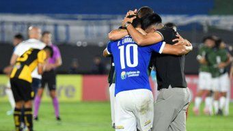 Juventud de Las Piedras hace historia y pasa a la tercera ronda de la Copa Libertadores. Foto: AFP