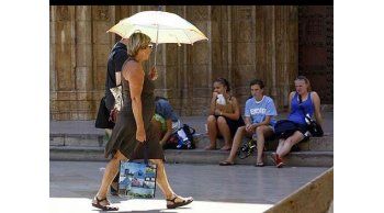 Hoy y mañana, días calurosos e inestables; el miércoles, refresca
