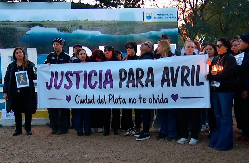 Movilización en reclamo de justicia por Avril, víctima de femicidio en Ciudad del Plata