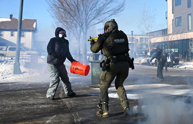 Minneápolis, Minnesota, Estados Unidos: Protestas este sábado 24 de enero. Foto: AFP