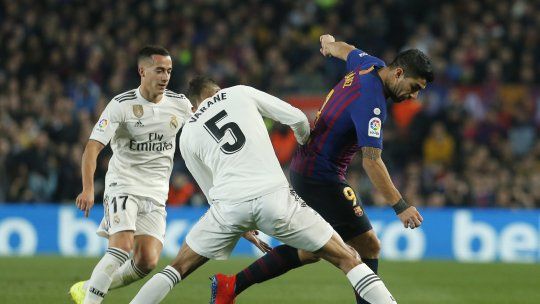 El Real y Barcelona empataron y la semifinal de la Copa del Rey se define en Madrid