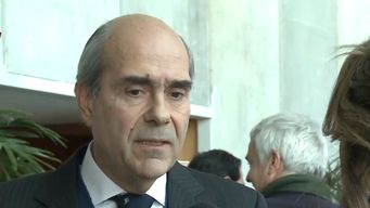 el inau asiste al adolescente que encontro a su madre y a su hermano asesinados