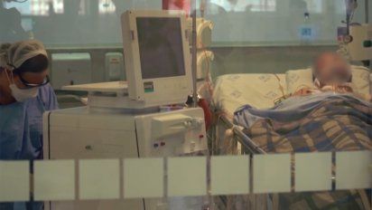 ocupacion de camas con covid en cti de asse es de 32%; cipriani nego saturacion