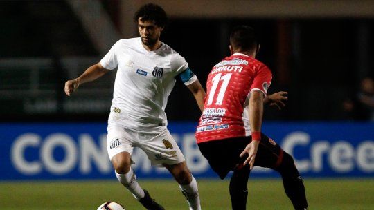 River Plate de Uruguay dejó afuera al gigante Santos de Brasil al empatar de visitante 1 a 1