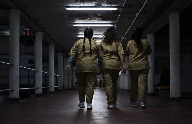 Foto: AFP. Mujeres en cárcel de Colombia.