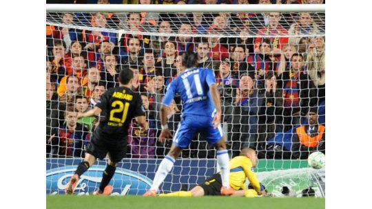 Chelsea pega primero ante Barcelona en semis de Champions