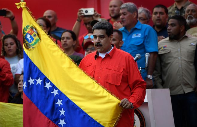 Maduro-acto-1-de-mayo.jpg