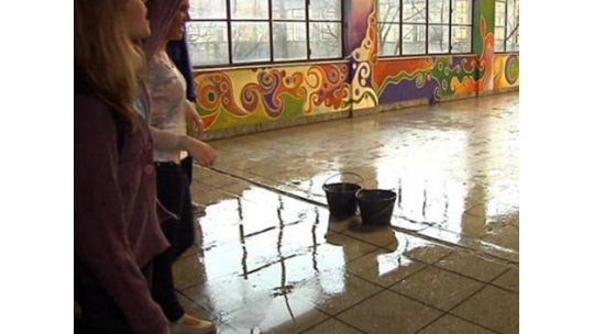 Secundaria y gremio difieren en el número de liceos cerrados hoy